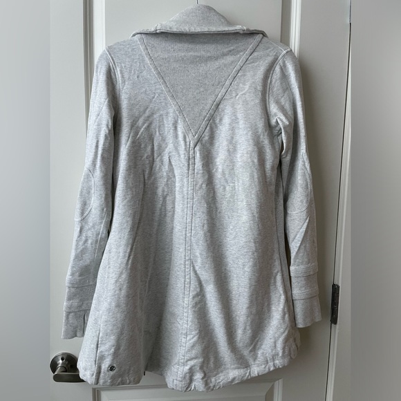 Lululemon light grey heathered collared jacket - Picture 4 of 7